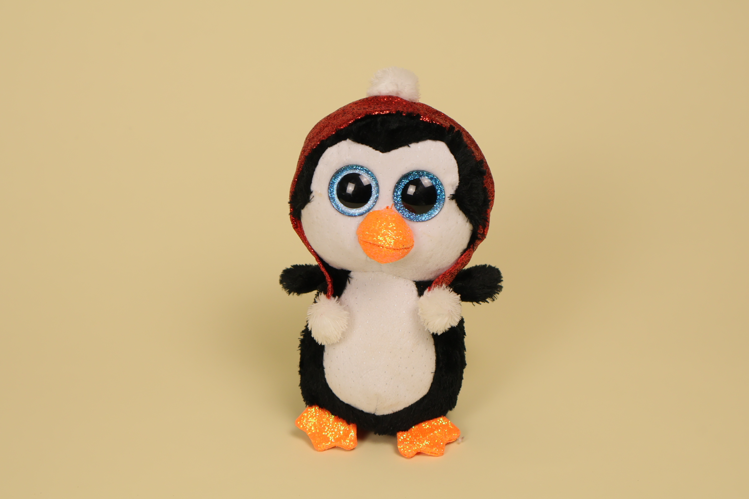 Peluche pingouin TY yeux bleus brillants bonnet rouge paillettes 16 cm doudou Noël Beanie Boos