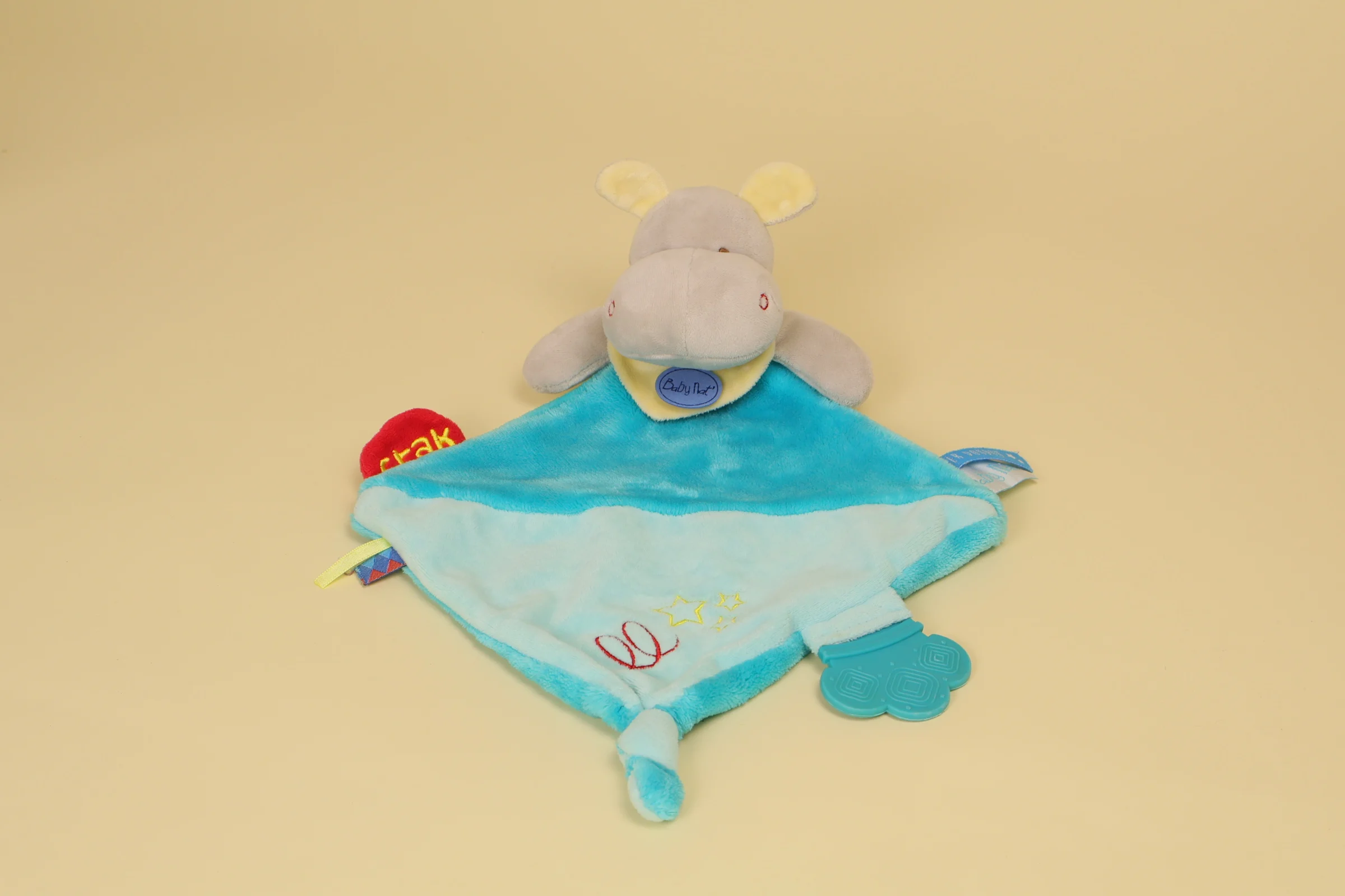 Doudou plat hippopotame bleu Crak collection Les Super Doudous Baby Nat' avec anneau de dentition et papier bruissant