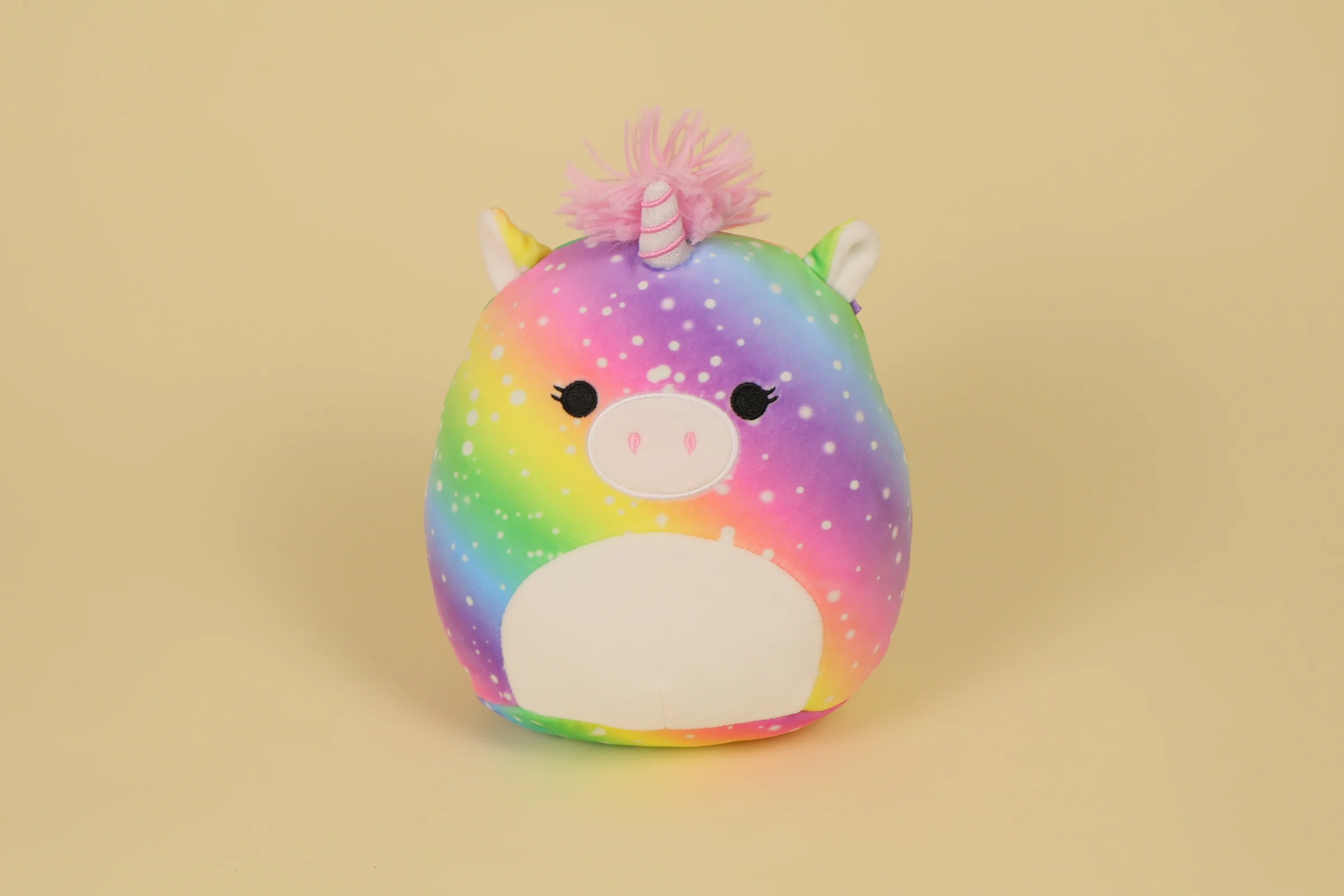 Peluche coussin licorne arc-en-ciel extra moelleuse Squishimalls 19 cm