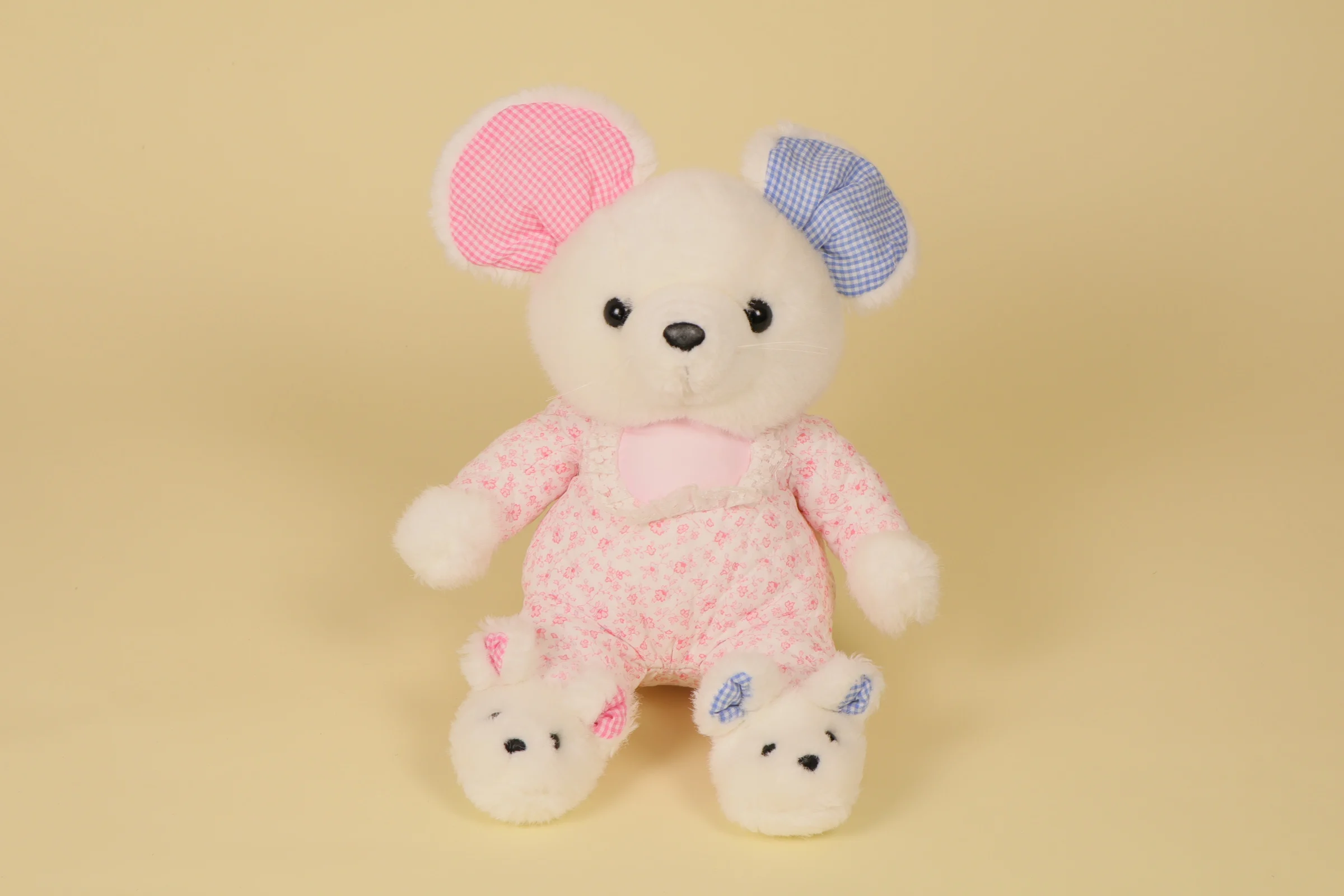 Peluche souris blanc rose bleu imprimé fleurs pattes têtes de souris marque Impexit 32 cm