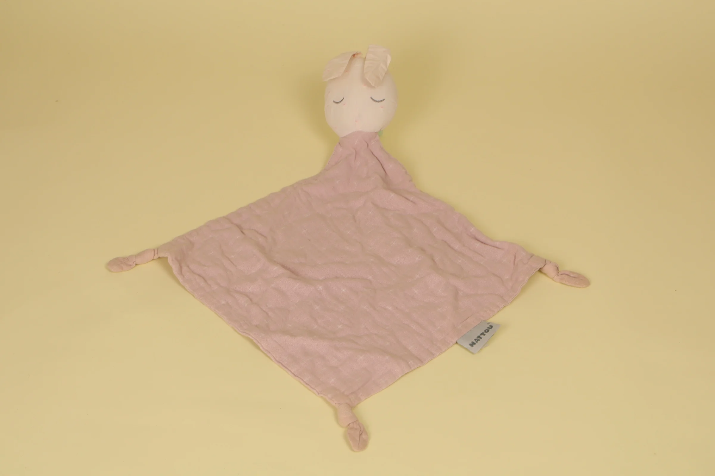 Doudou plat lapin lange rose 27 cm collection Pure marque Nattou