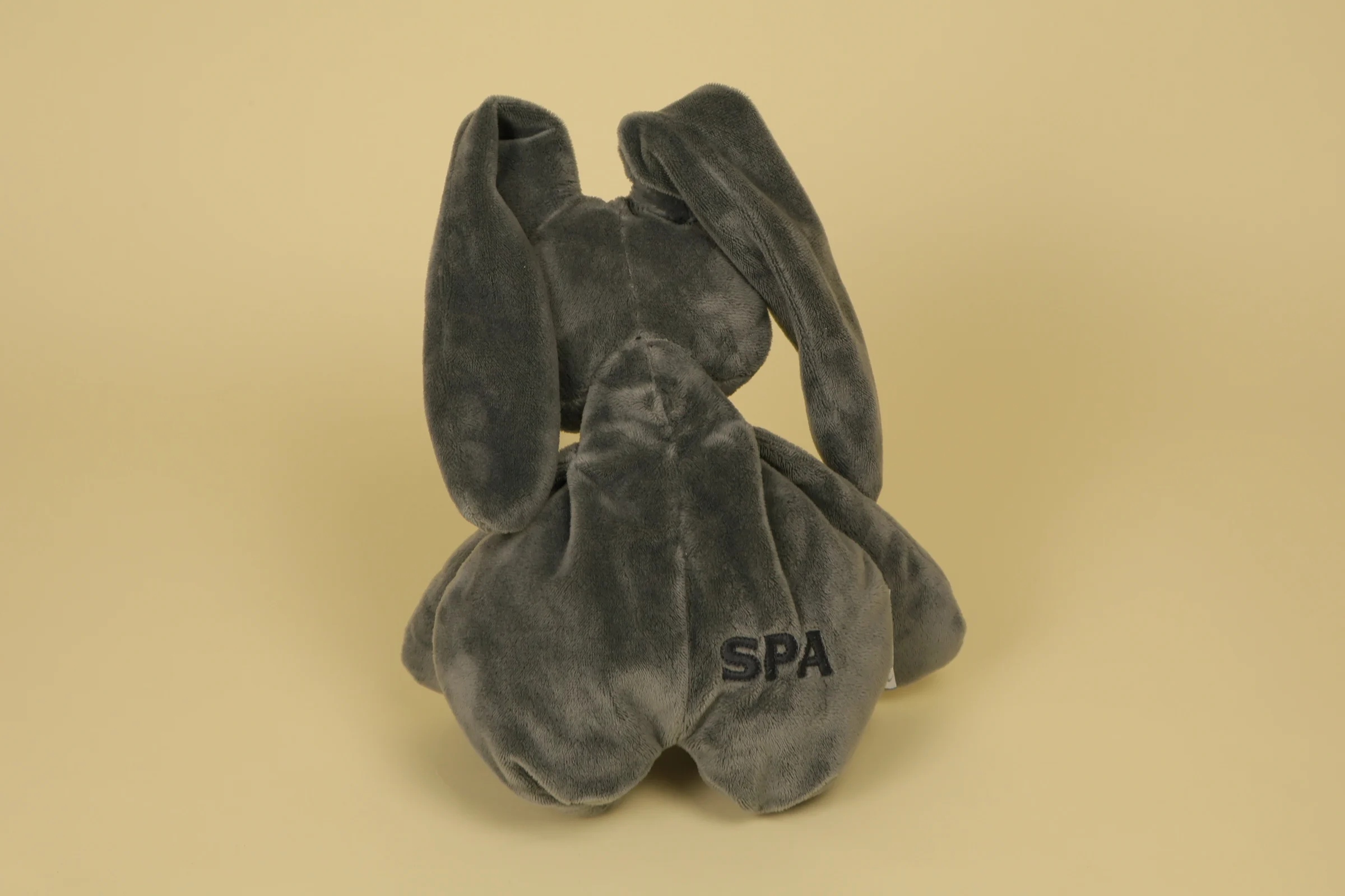 Doudou peluche lapin gris fonce collection Lapidou marque Nattou dos