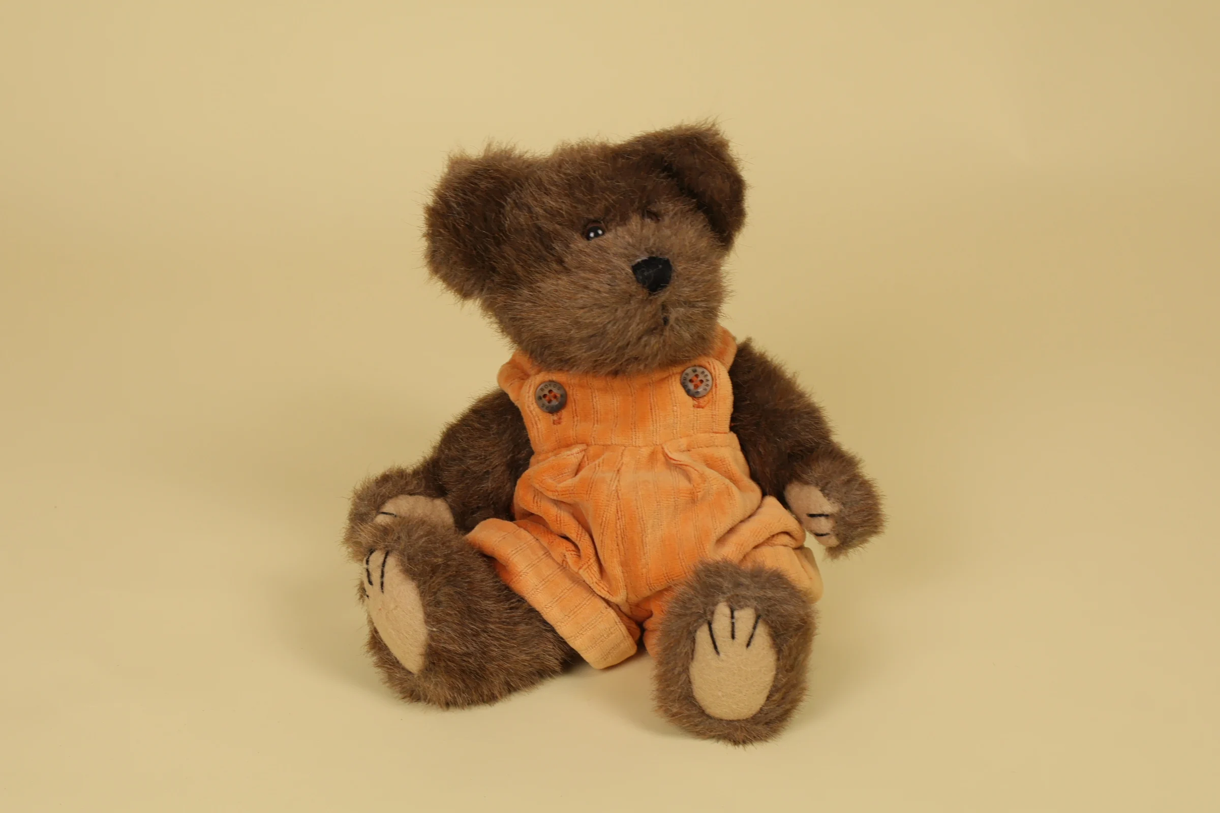 Peluche Ours Marron Autumn Fallsbeary avec sa Salopette Orange 27 cm Année 2000 Marque The Boyds Collection