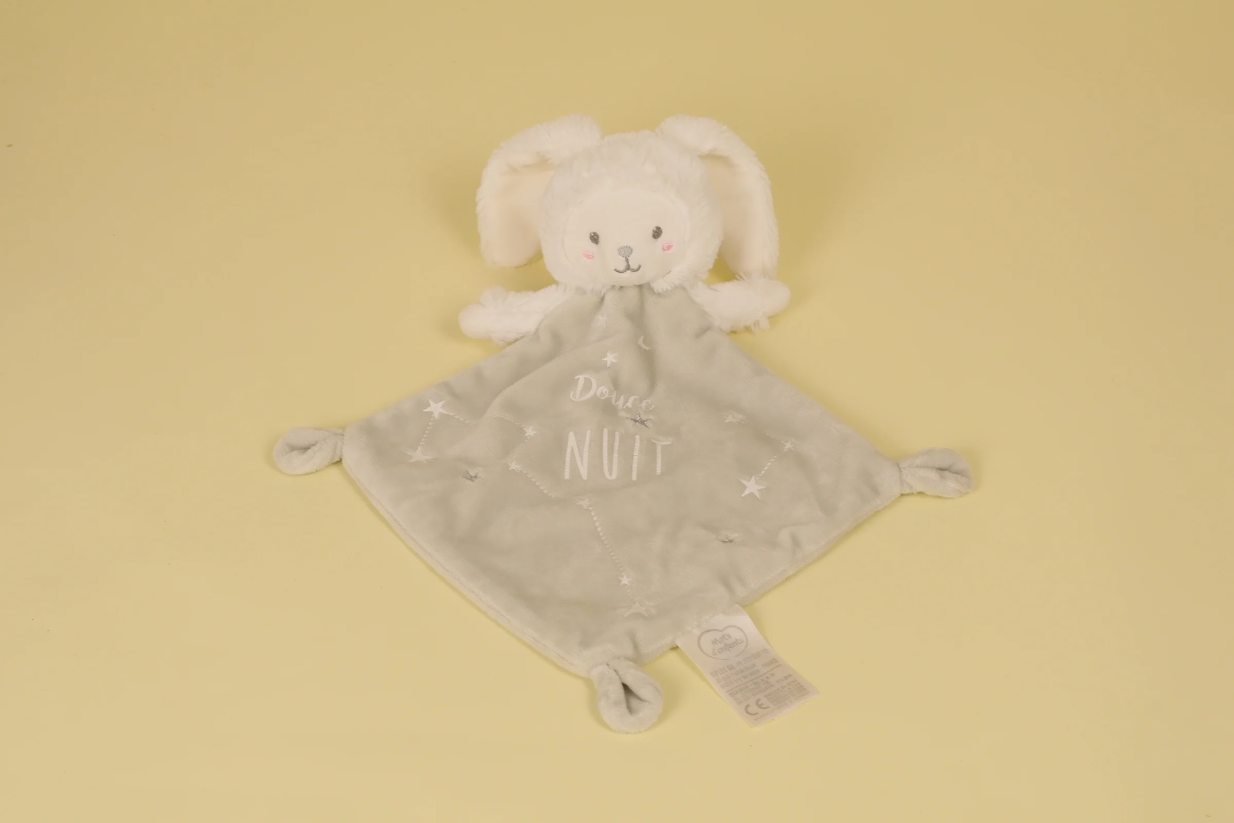 Doudou Ours Plat Deguise Lapin Gris Flocage Douce Nuit et Etoiles Luminescents Annee 2019 2020 Marque Mots d Enfants
