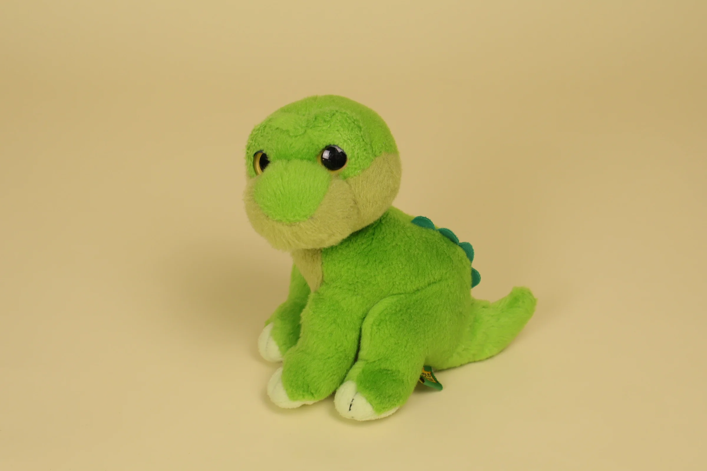 Peluche Dinosaure Diplodocus Vert Mesure 18 cm Annee 2011 Marque Wild Republic