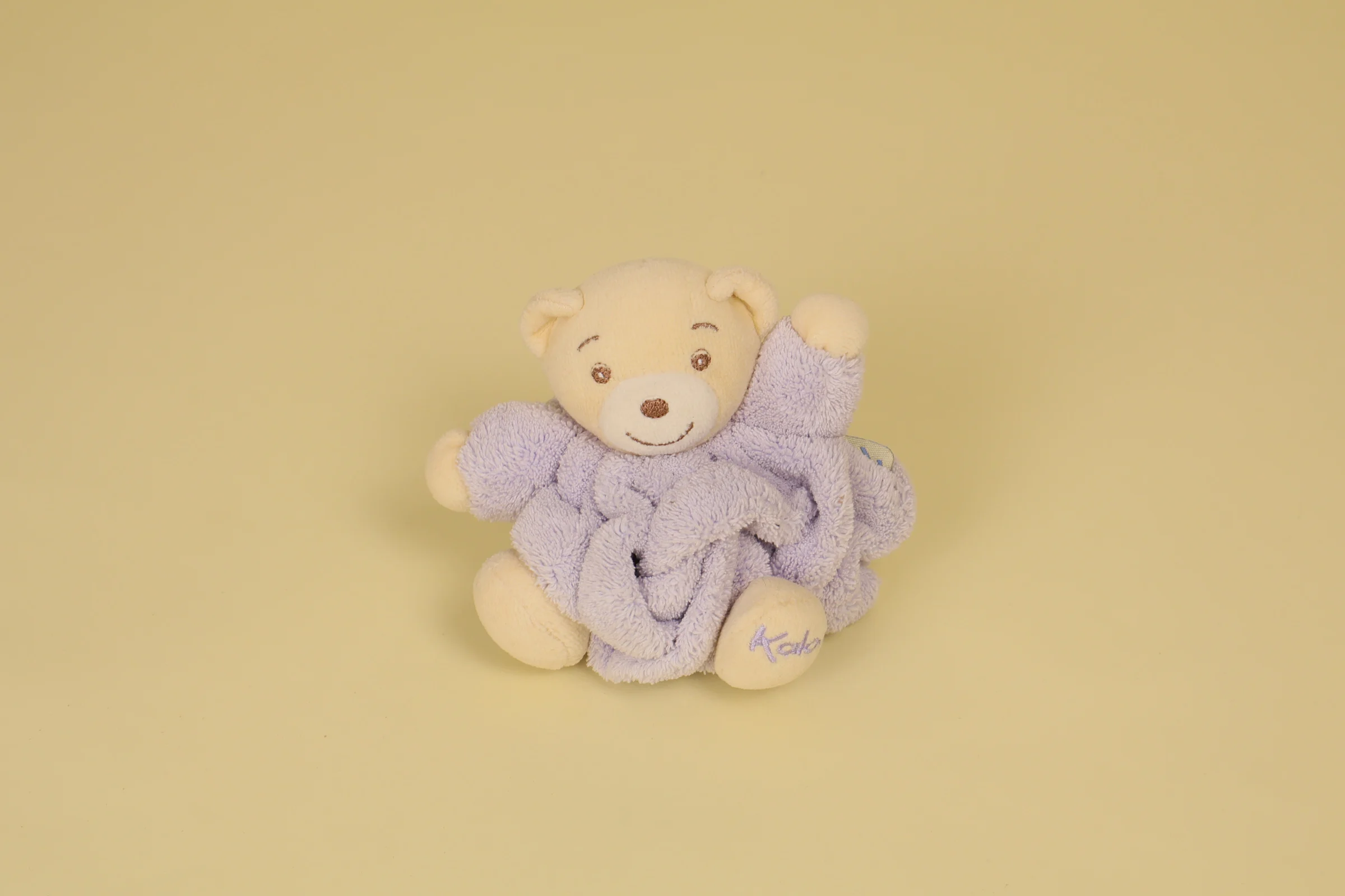 Mini Doudou Ours Boule Parme et Blanc Mesure 12 cm Collection Plume Annee 2002 2008 Marque KALOO